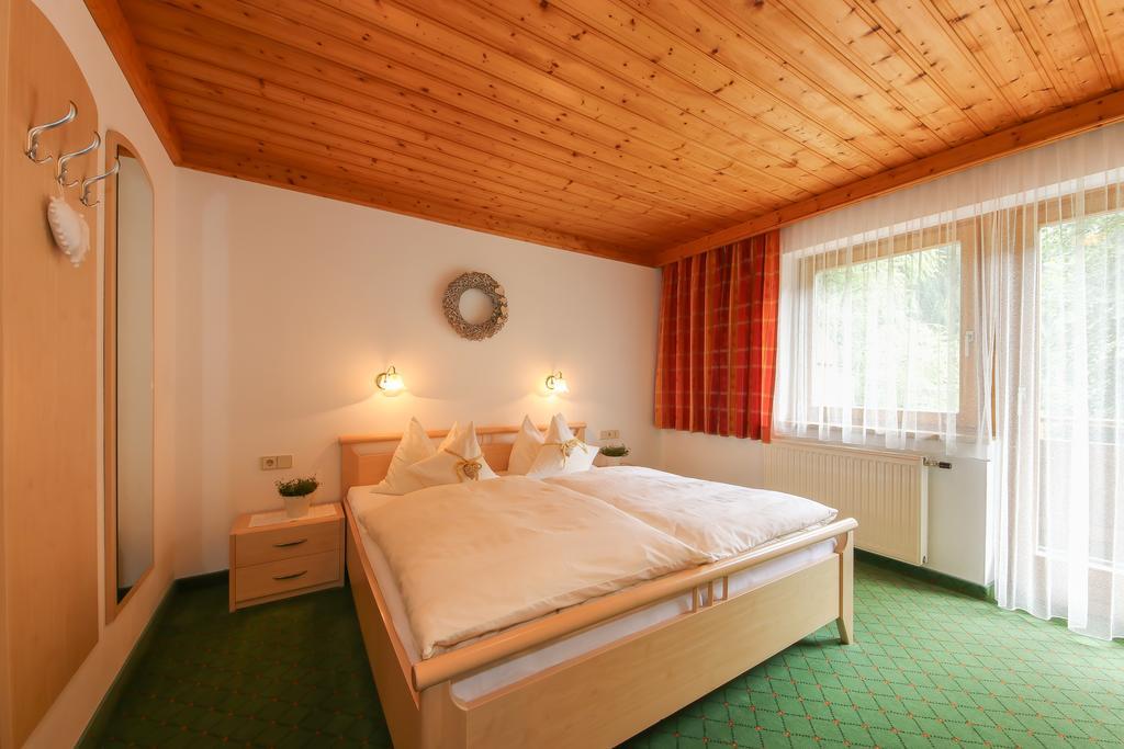 Bed and Breakfast Haus Spieleck Зальбах-Хинтерглемм Экстерьер фото